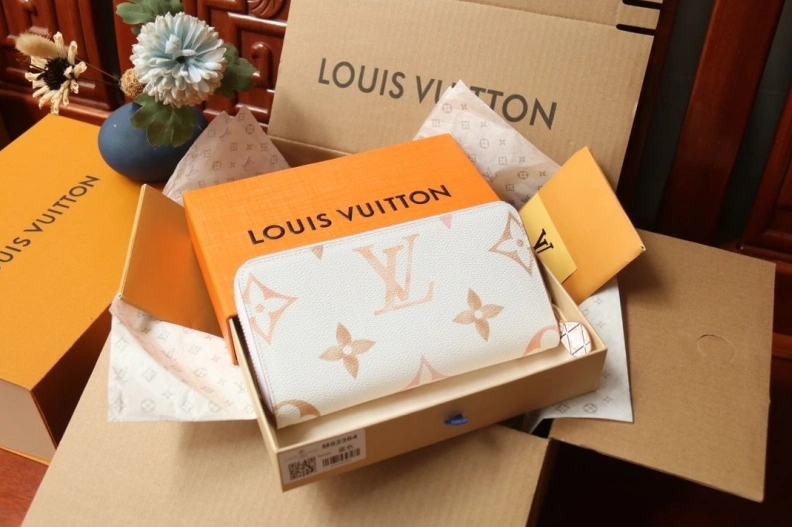 Bright LX Wallets 7974