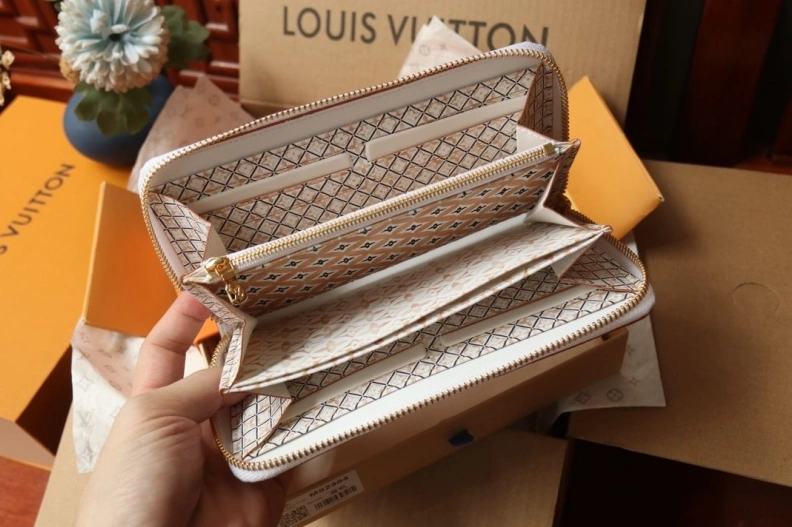 Bright LX Wallets 7974