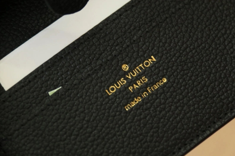 LX Wallets Sophisticated 7966