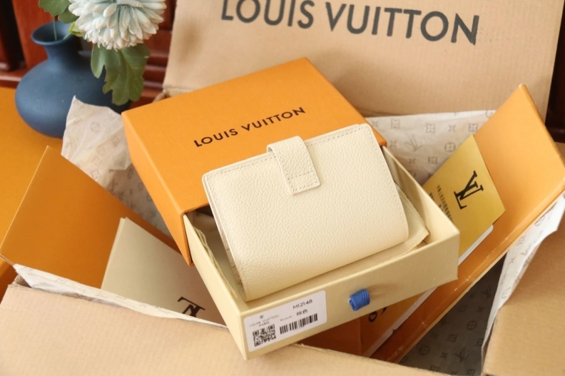LX Wallets WellDesigned 7967