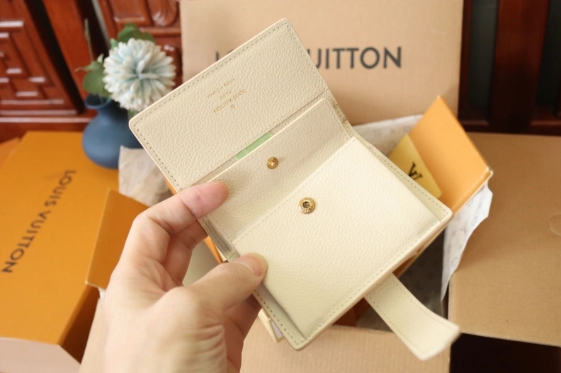 LX Wallets WellDesigned 7967