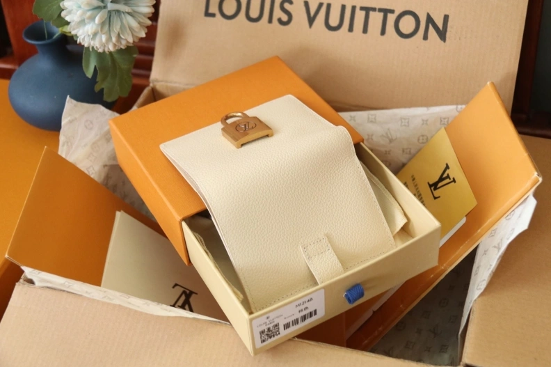 LX Wallets WellDesigned 7967