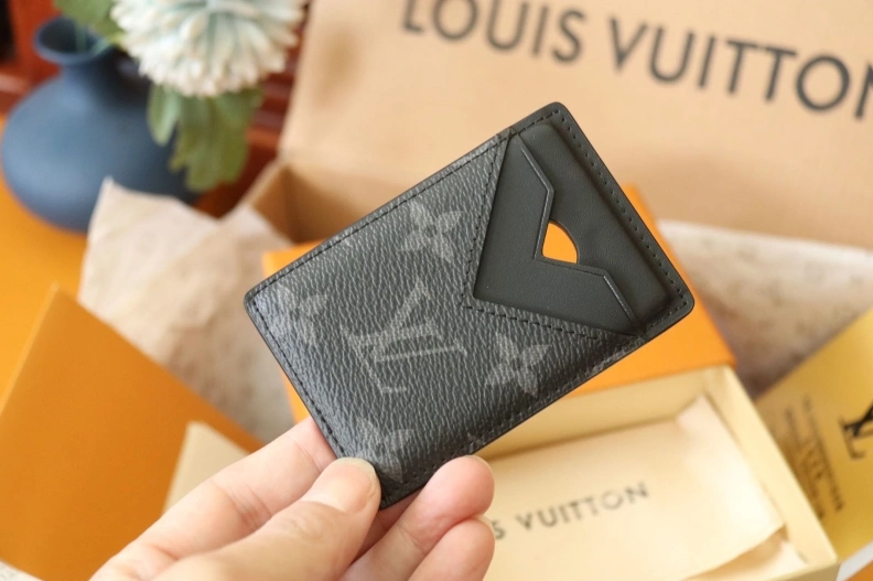 Refined LX Wallets 7965