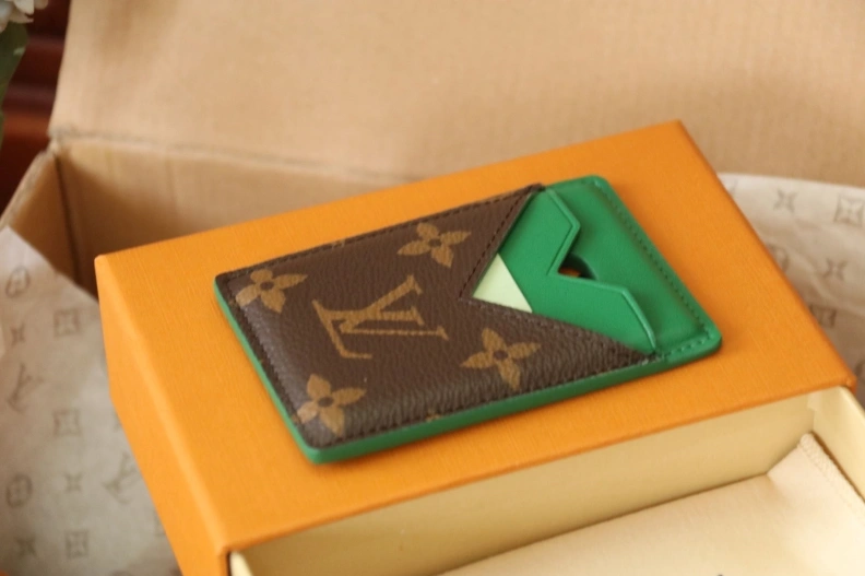 NewStyle LX Wallets 7971