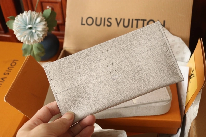 LX Wallets WellDesigned 7962