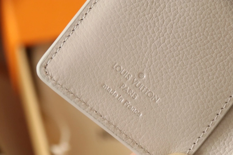 Practical LX Wallets 7963