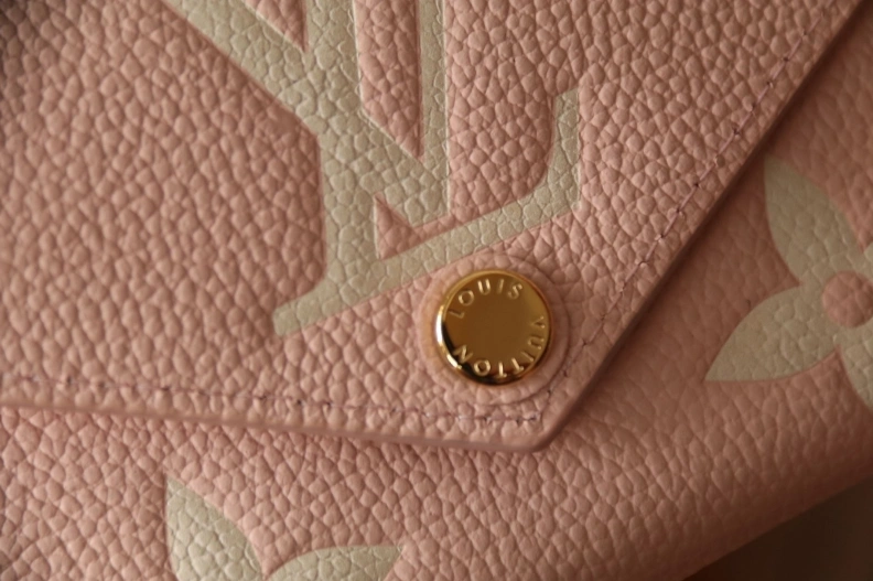 Classic LX Wallets 7960