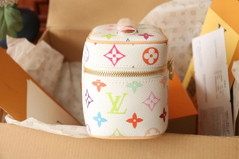 LX Cosmetic Bags Elegant 9185