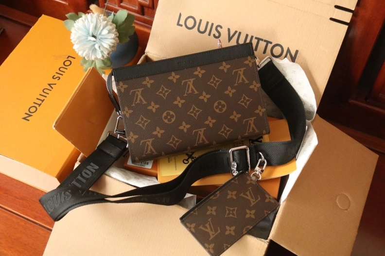 AllSeason LX Clutch Bags 9220