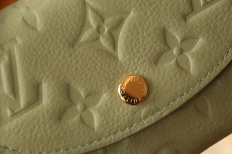 HighQuality LX Wallets 7957