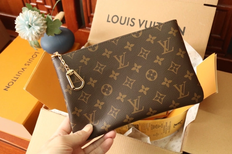 Bold LX Clutch Bags 9234