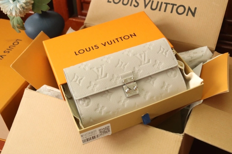 Bright LX Wallets 7936