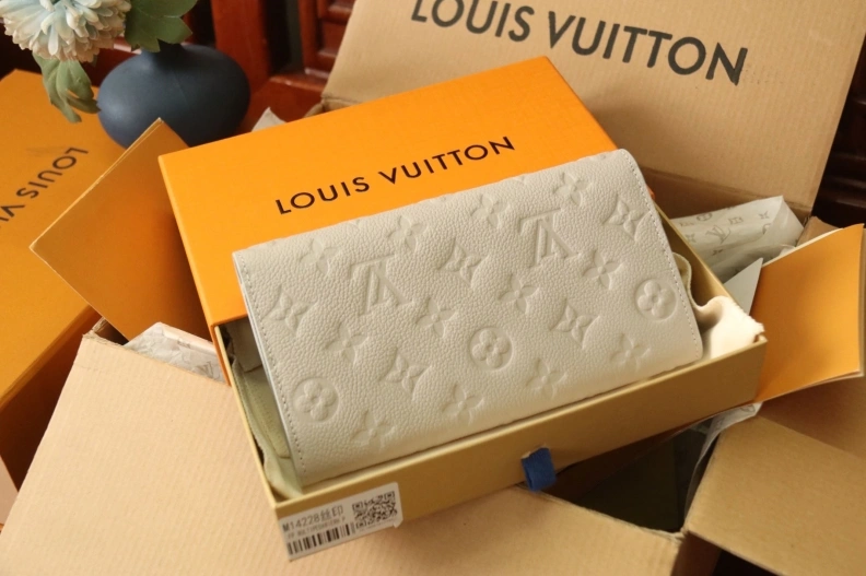 Bright LX Wallets 7936