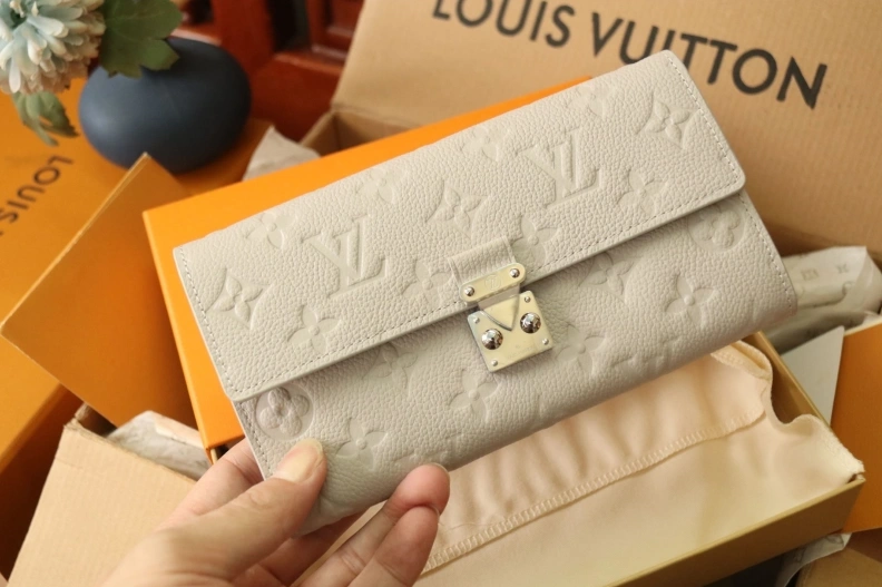Bright LX Wallets 7936