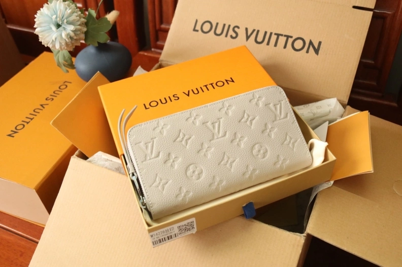 Minimalist LX Wallets 7938