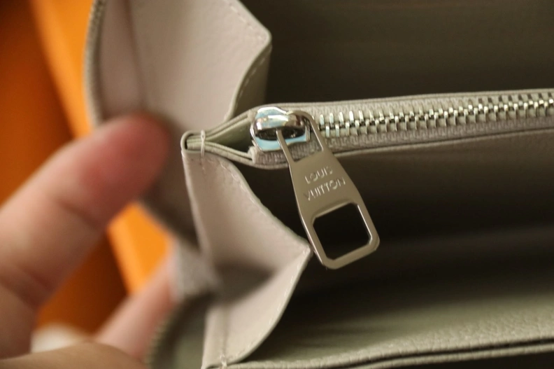 Minimalist LX Wallets 7938