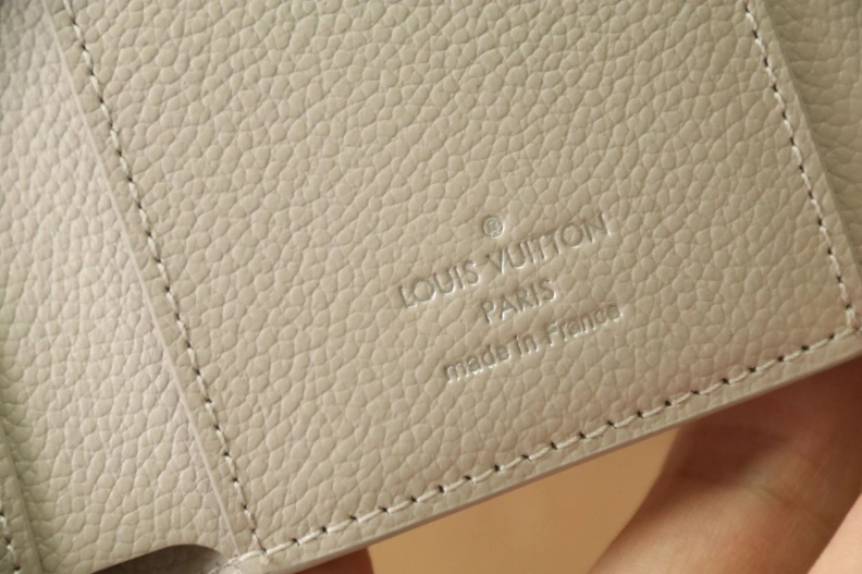 Comfortable LX Wallets 7937