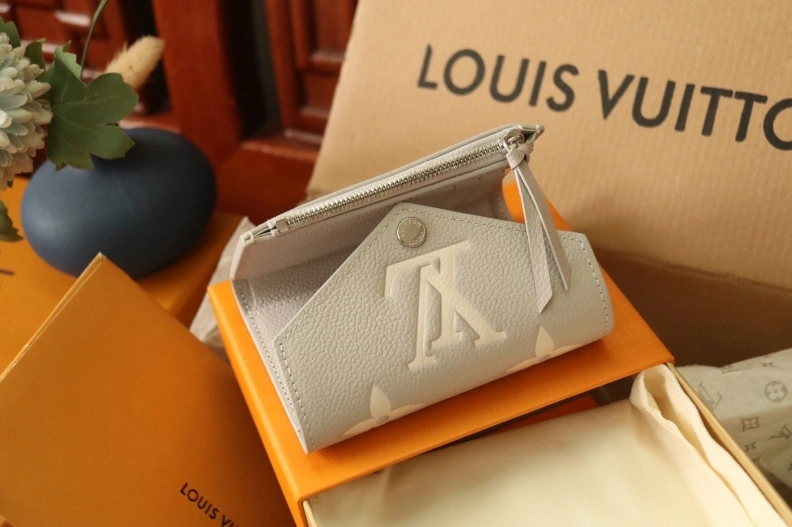 Comfortable LX Wallets 7937