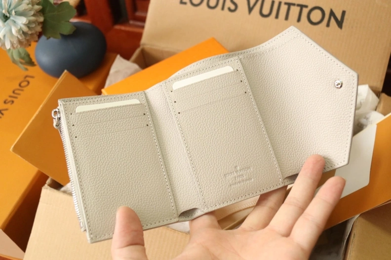 Popular LX Wallets 7939