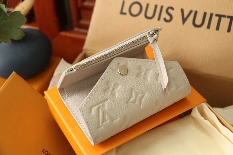 Popular LX Wallets 7939