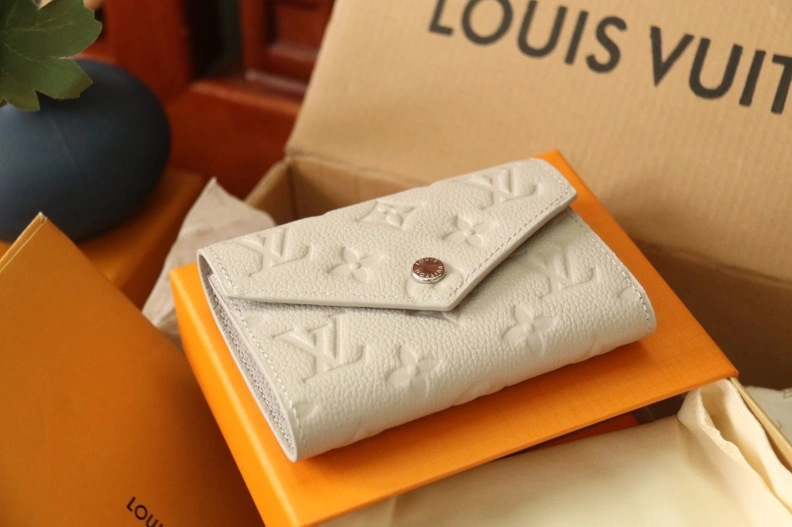 Popular LX Wallets 7939