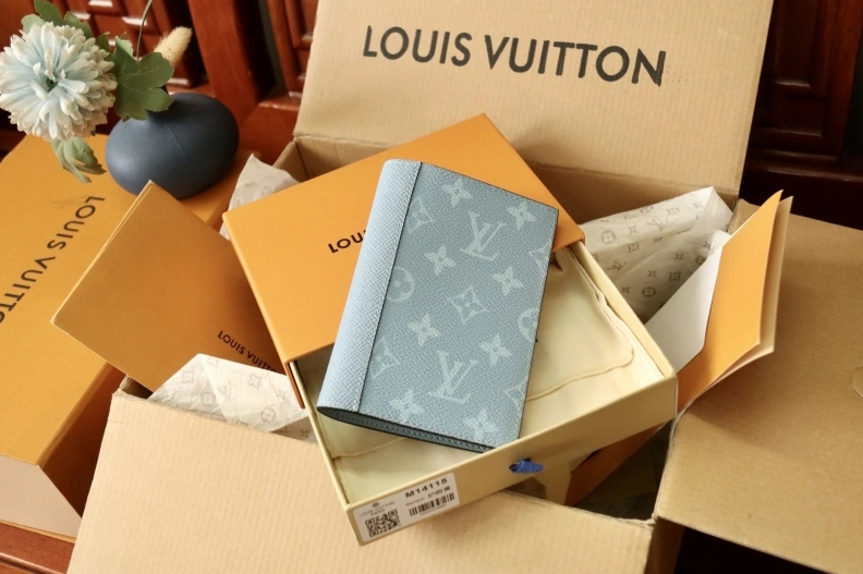 Soft LX Wallets 7954