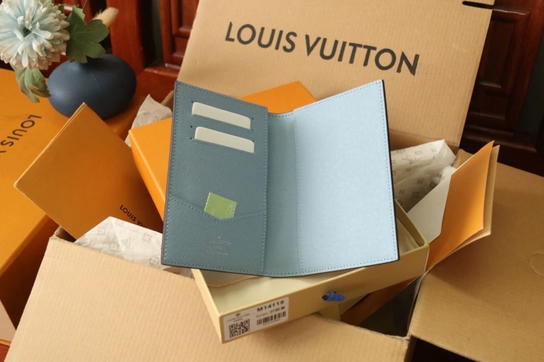 Soft LX Wallets 7954