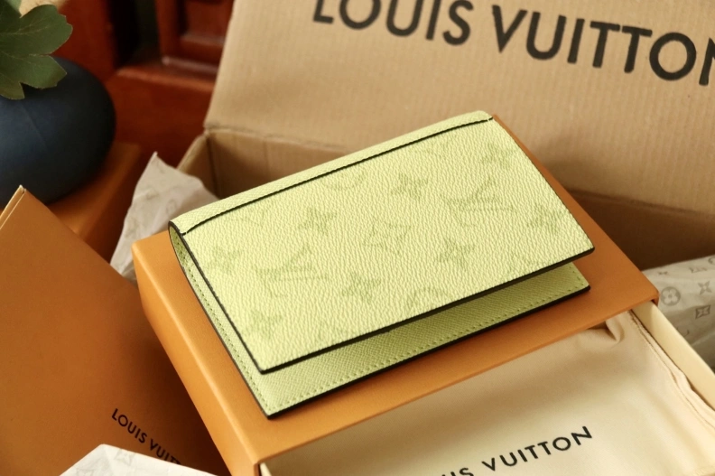 LX Wallets Soft 7942