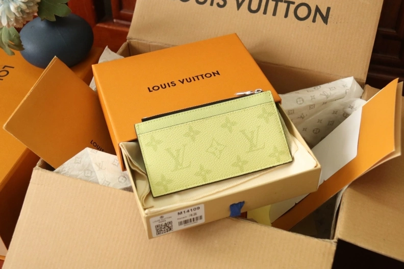 LX Wallets Sleek 7935