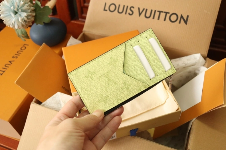 LX Wallets Sleek 7935