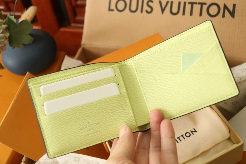 LX Wallets Stylish 7920
