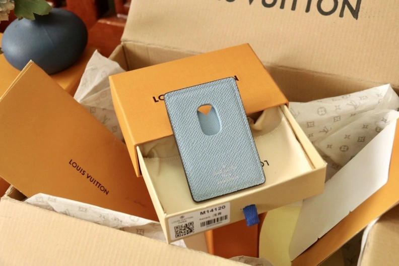 Resilient LX Wallets 7923