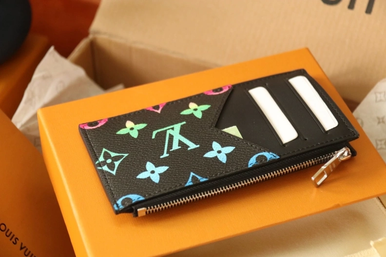 Resilient LX Wallets 7924