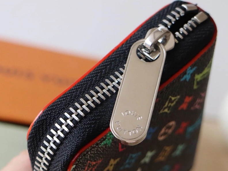 Comfortable LX Wallets 7940