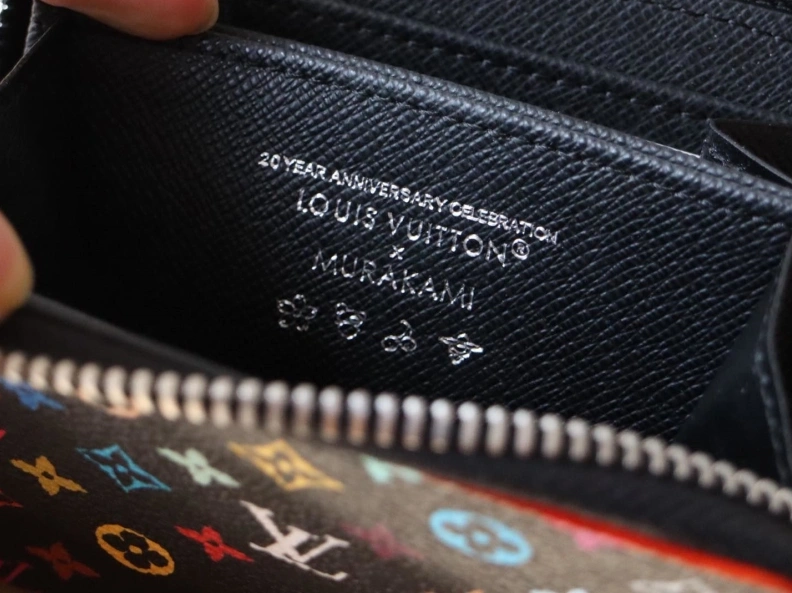 Comfortable LX Wallets 7940