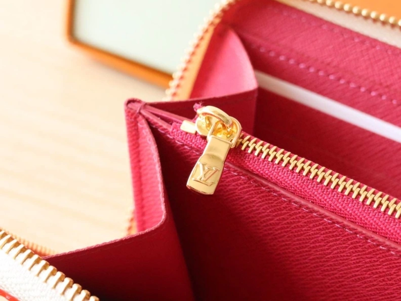 LX Wallets Unique 7915