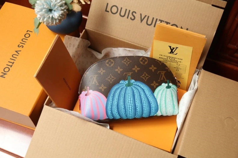 LX Clutch Bags Soft 9226