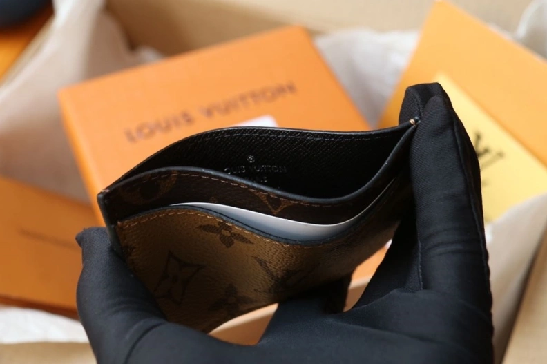 Stylish LX Wallets 7902