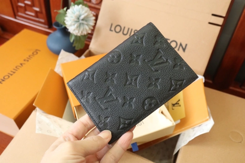 Flexible LX Wallets 7889