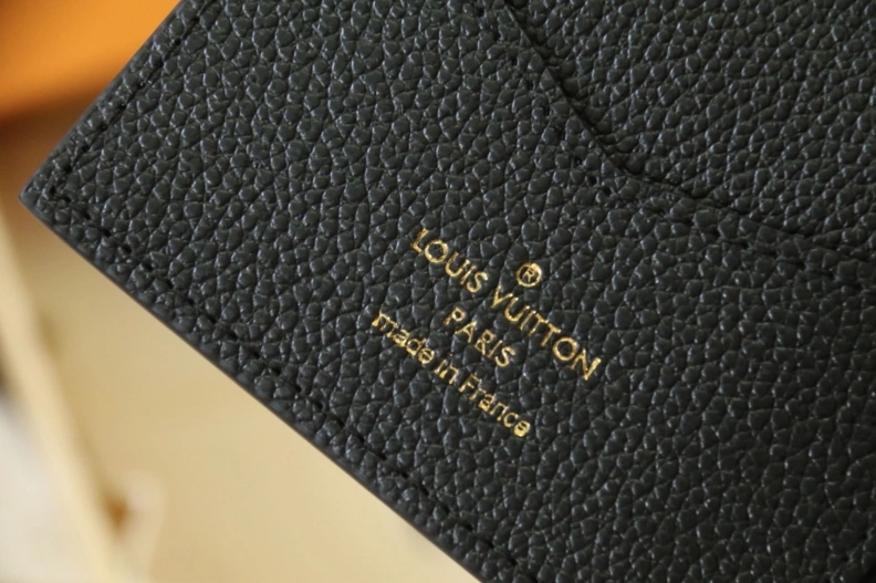 Flexible LX Wallets 7889
