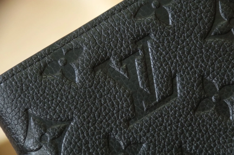 Flexible LX Wallets 7889