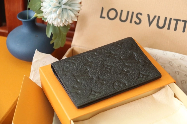 Flexible LX Wallets 7889