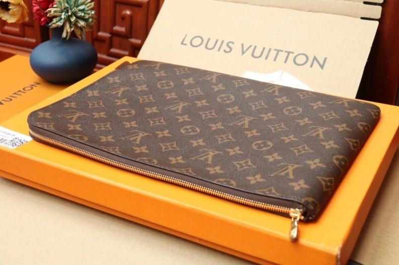 Soft LX Clutch Bags 9231