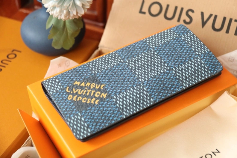 Lightweight LX Wallets 7898