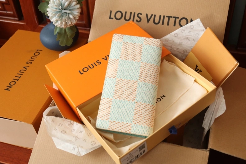 Comfortable LX Wallets 7893