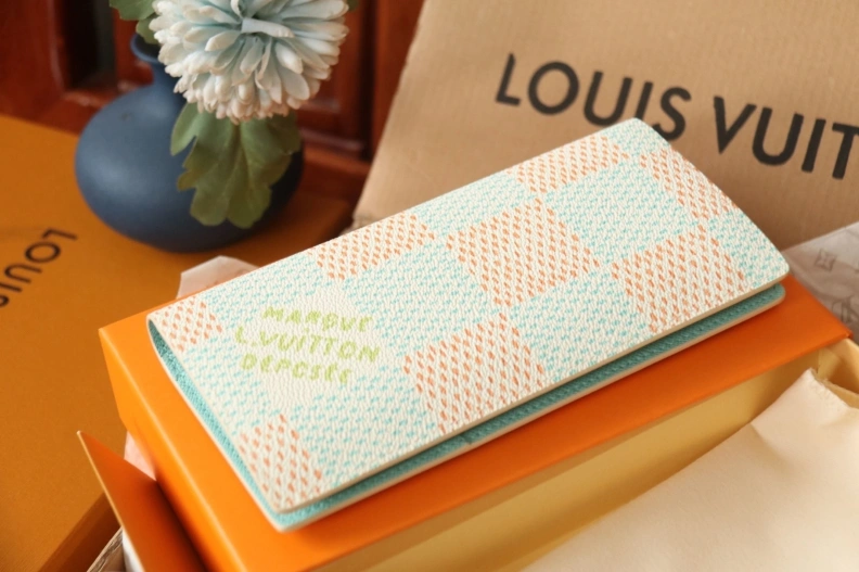 Comfortable LX Wallets 7893