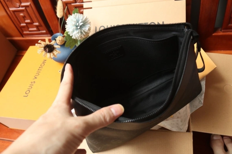 LX Clutch Bags Fashionable 9213
