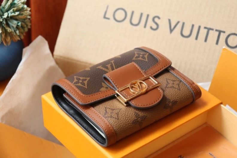 Functional LX Wallets 7883