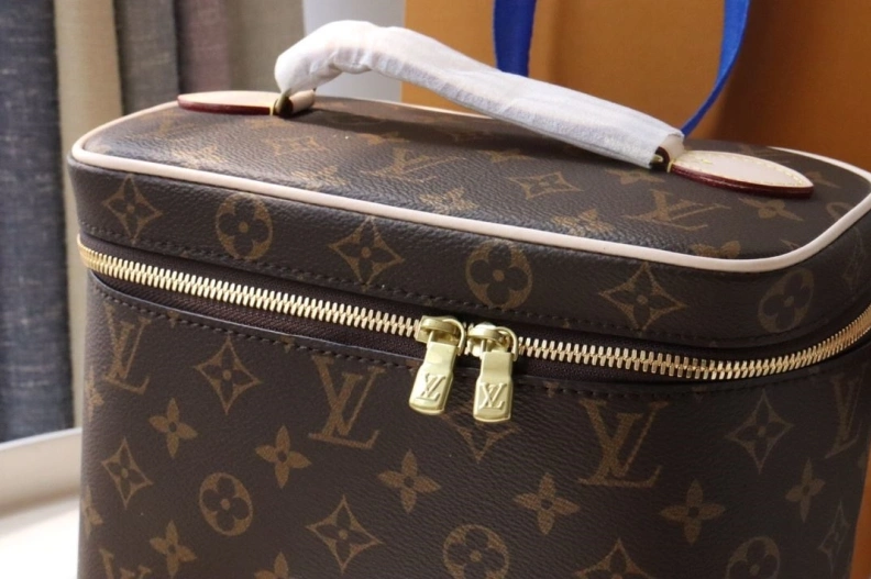 LX Cosmetic Bags Versatile 9180