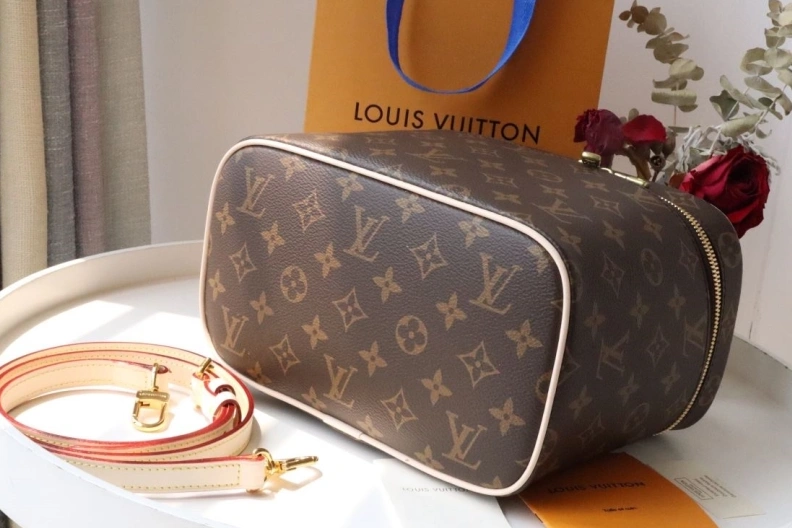 LX Cosmetic Bags Versatile 9180